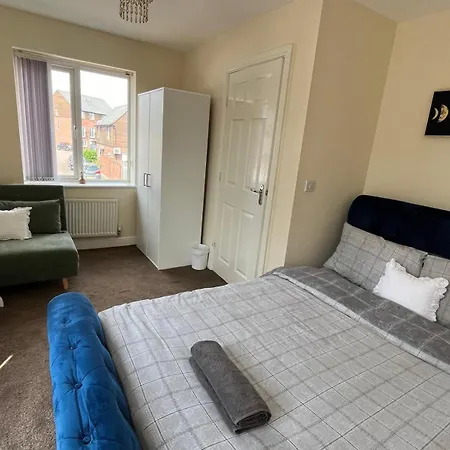 Lovelyhome4 Family & Contractors 度假居 *