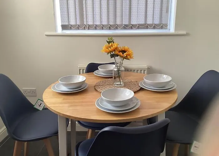 Lovelyhome4 Family & Contractors Holiday home