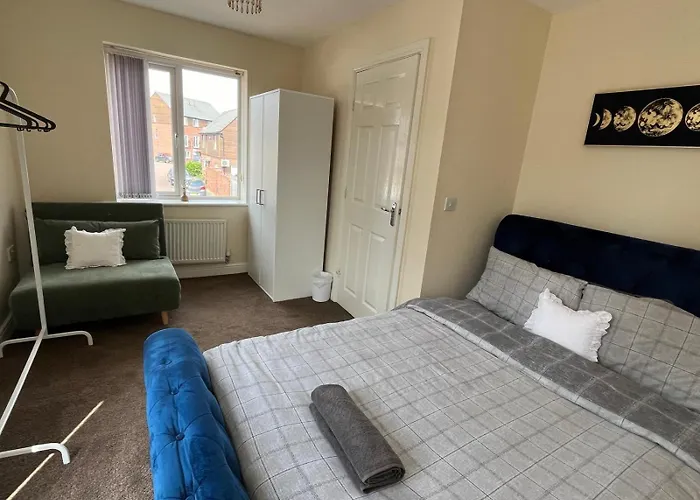 Lovelyhome4 Family & Contractors Holiday home *